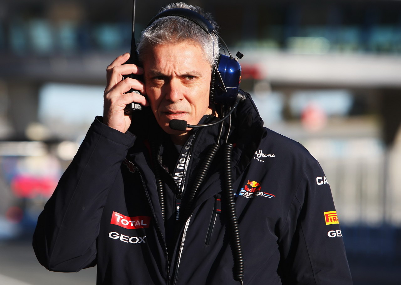 Jerez Test Febbraio 2012, JEREZ DE LA FRONTERA, SPAIN - FEBRUARY 08:  Red Bull Racing test team manager Tony Burrows is seen during day two of Formula One winter testing at the Circuito de Jerez on February 8, 2012 in Jerez de la Frontera, Spain.  (Photo by Ker Robertson/Getty Images)