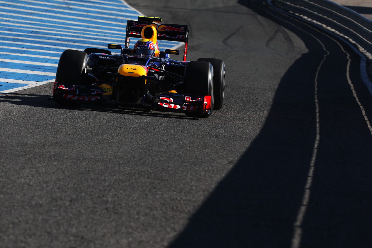 Jerez Test Febbraio 2012, JEREZ DE LA FRONTERA, SPAIN - FEBRUARY 08:  Mark Webber of Australia e Red Bull Racing drives during day two of Formula One winter testing at the Circuito de Jerez on February 8, 2012 in Jerez de la Frontera, Spain.  (Photo by Mark Thompson/Getty Images)