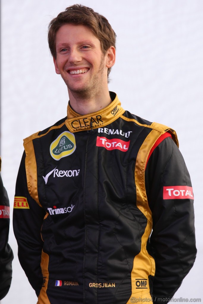 Lotus E20, Romain Grosjean (FRA), Lotus Renault F1 Team  - Lotus F1 Team E20 Launch 