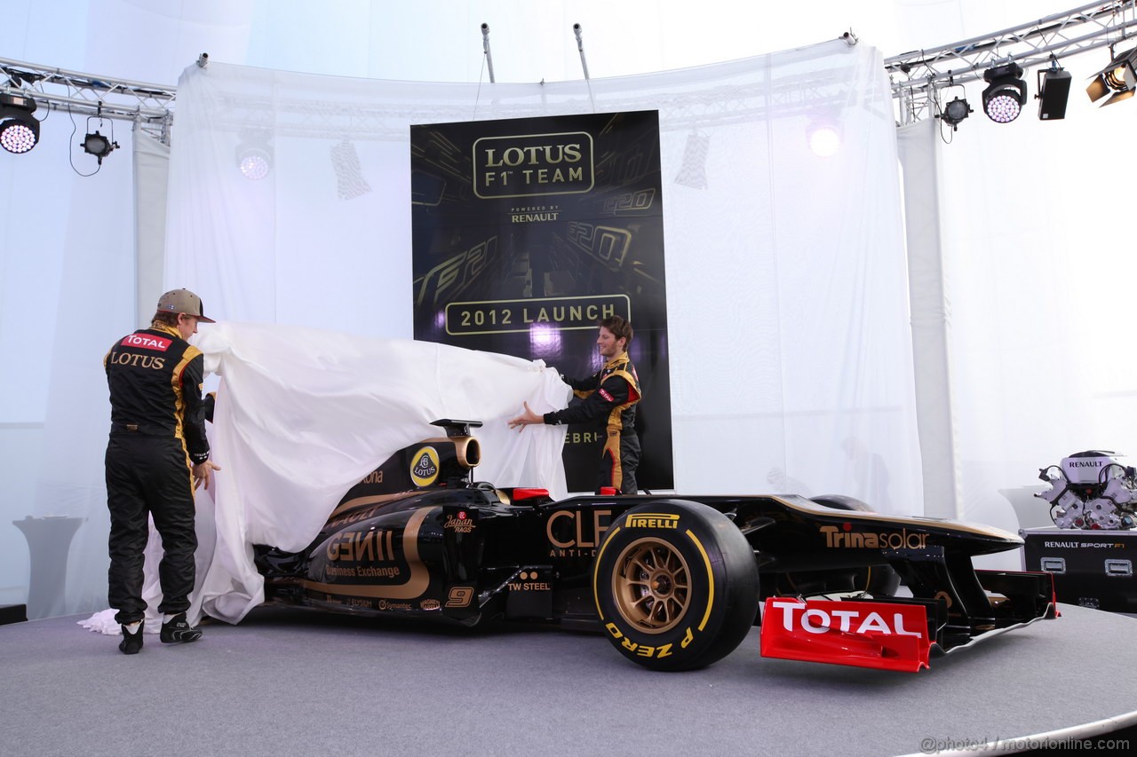 Lotus E20, 06.02.2012 Jerez, Spain, 
Kimi Raikkonen, Lotus Renault F1 Team e Romain Grosjean (FRA), Lotus Renault F1 Team - Lotus F1 Team E20 Launch 