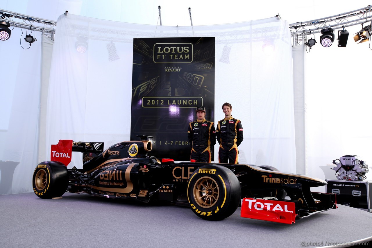 Lotus E20, Kimi Raikkonen, Lotus Renault F1 Team e Romain Grosjean (FRA), Lotus Renault F1 Team - Lotus F1 Team E20 Launch