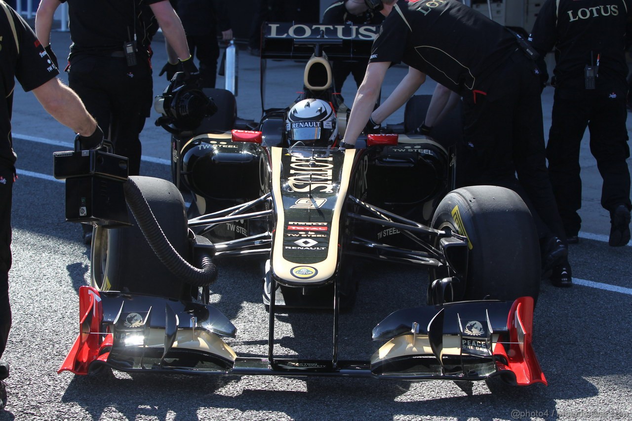 Lotus E20, Kimi Raikkonen, Lotus Renault F1 Team  - Lotus F1 Team E20 Launch 