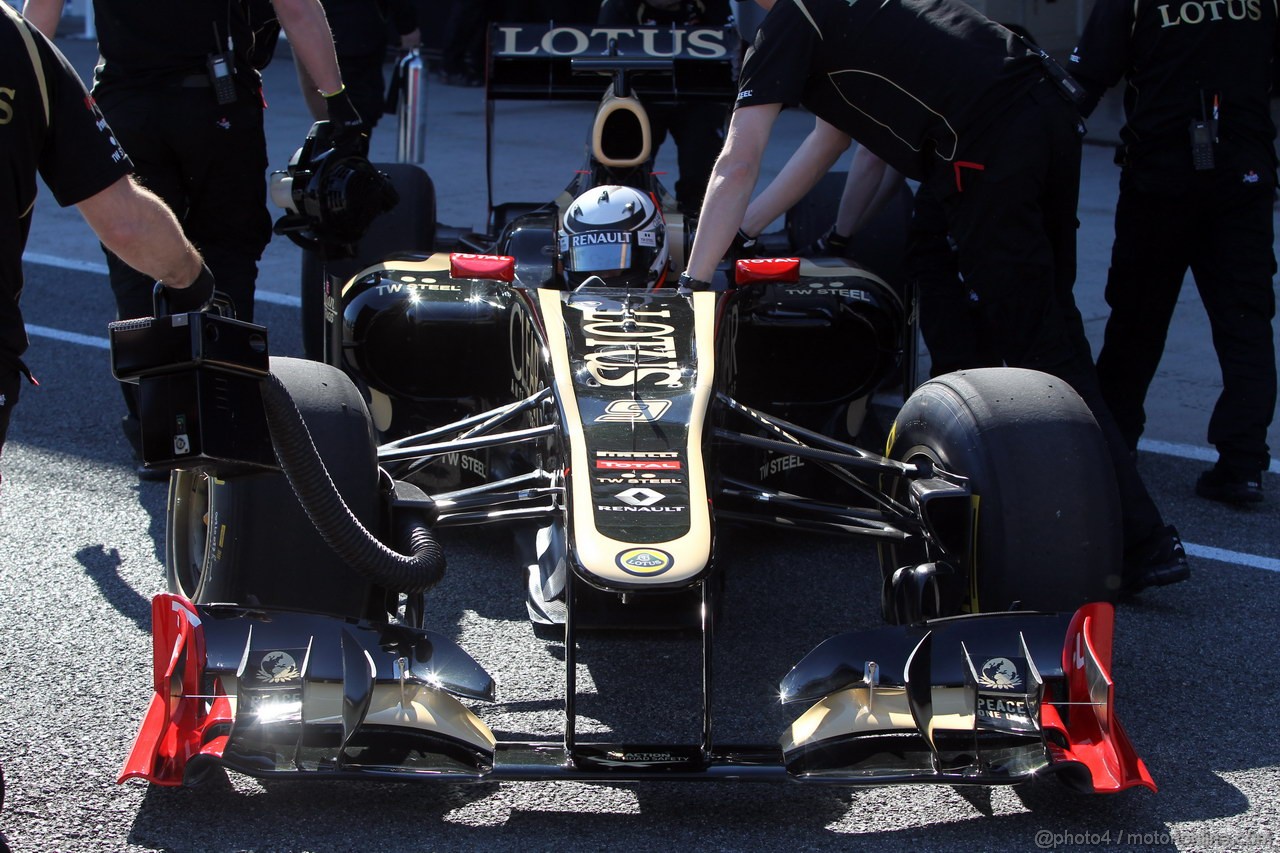 Lotus E20, Kimi Raikkonen, Lotus Renault F1 Team  - Lotus F1 Team E20 Launch 