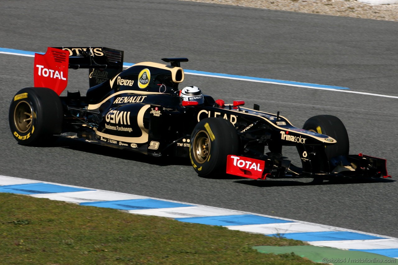 Lotus E20, 
Kimi Raikkonen (FIN), Team Lotus Renault GP  - Lotus F1 Team E20 Launch 