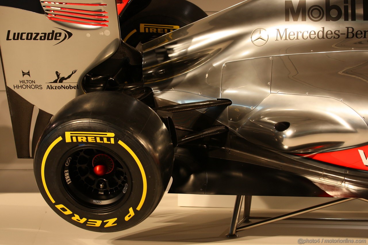 Mclaren MP4 27
