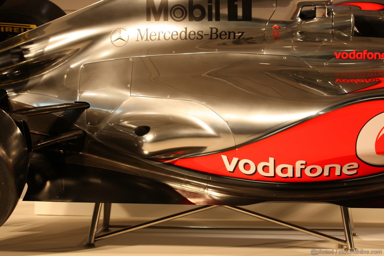 Mclaren MP4 27