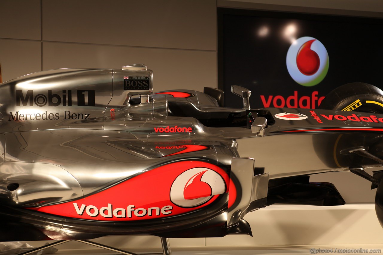 Mclaren MP4 27