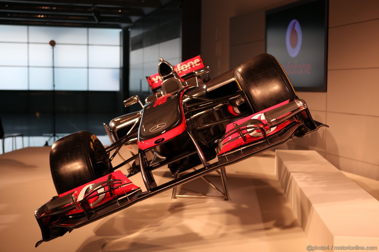 Mclaren MP4 27