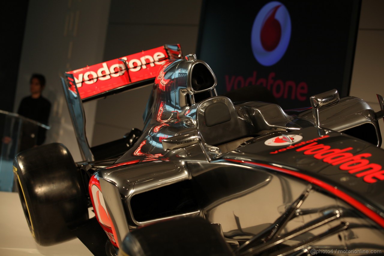 Mclaren MP4 27