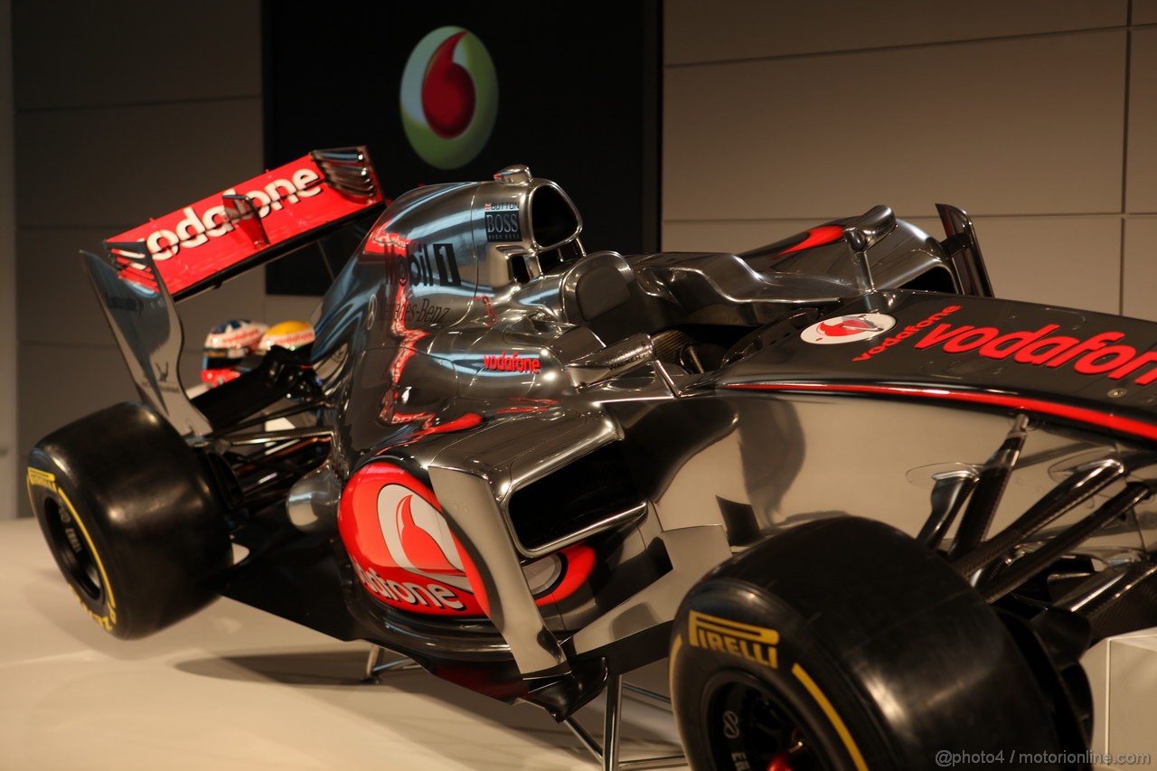 Mclaren MP4 27