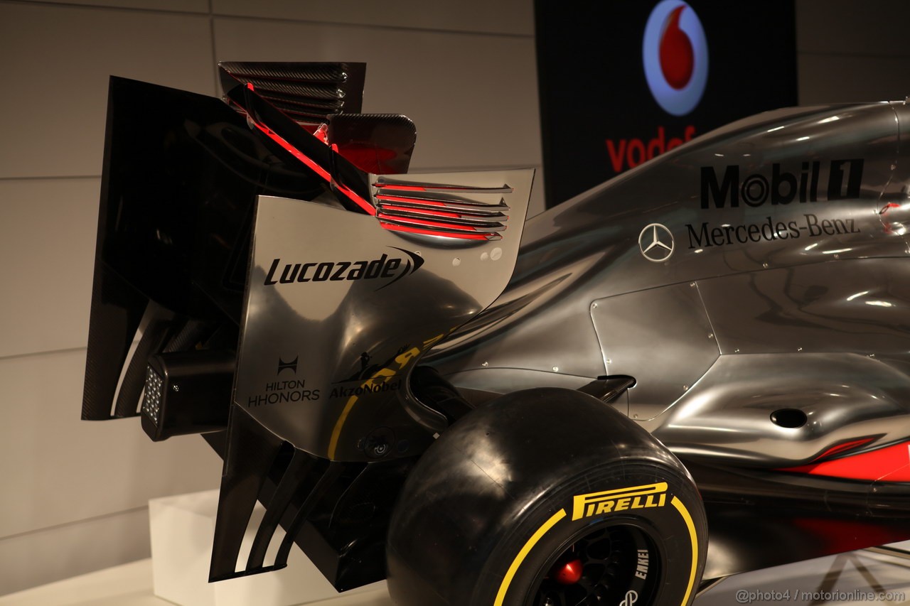 Mclaren MP4 27