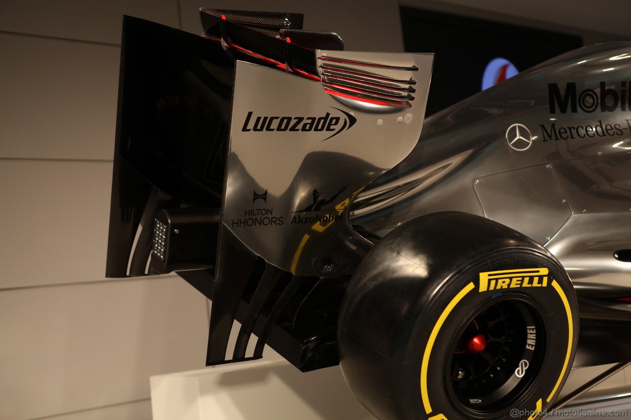 Mclaren MP4 27