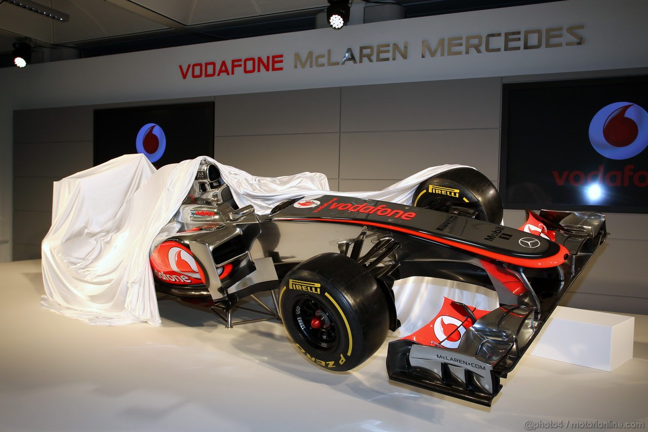 Mclaren MP4 27, The new MP4-27 - Vodafone McLaren Mercedes MP4-27 launch, McLaren Technology Centre 