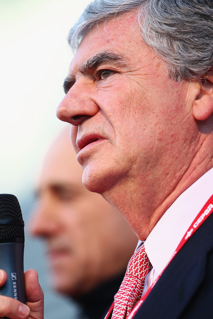 Toro Rosso STR7, JEREZ DE LA FRONTERA, SPAIN - FEBRUARY 06:  CEPSA Co-Chairman Santiago Bergareche attends the launch of the new Scuderia Toro Rosso STR7 at the Circuito de Jerez on February 6, 2012 in Jerez de la Frontera, Spain.  (Photo by Clive Mason/Getty Images)