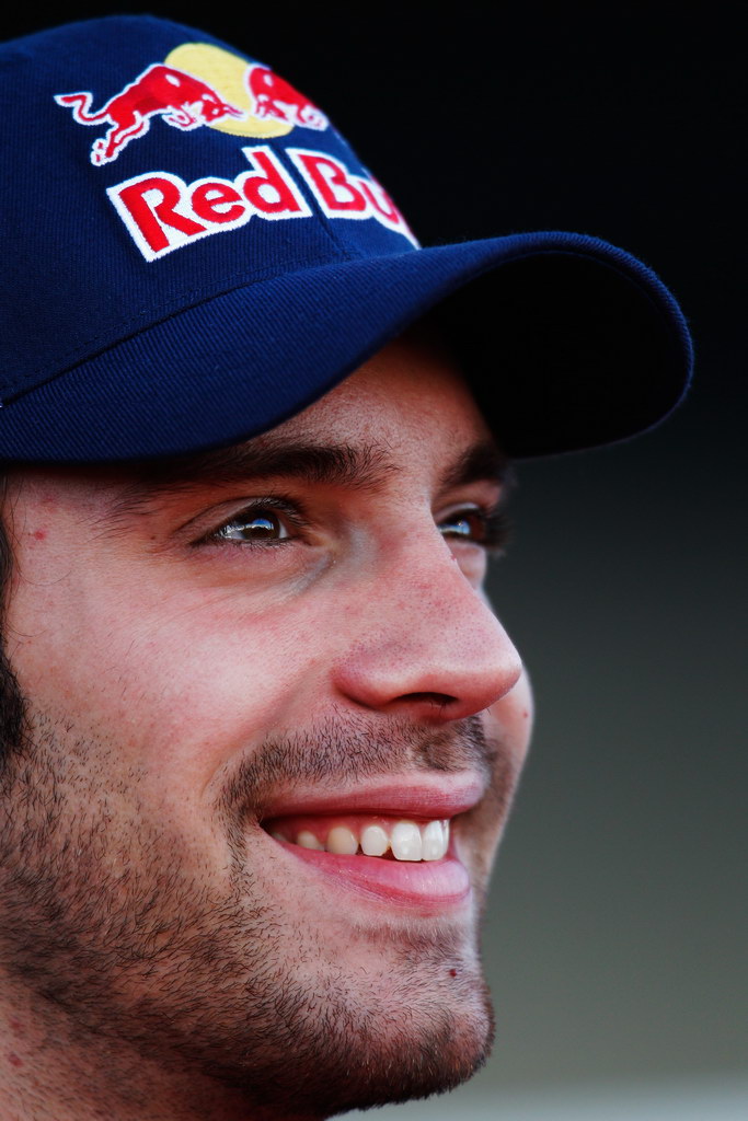 Toro Rosso STR7, JEREZ DE LA FRONTERA, SPAIN - FEBRUARY 06:  Scuderia Toro Rosso driver Jean-Eric Vergne of France attends the unveiling of the new Scuderia Toro Rosso STR7 at the Circuito de Jerez on February 6, 2012 in Jerez de la Frontera, Spain.  (Photo by Paul Gilham/Getty Images)