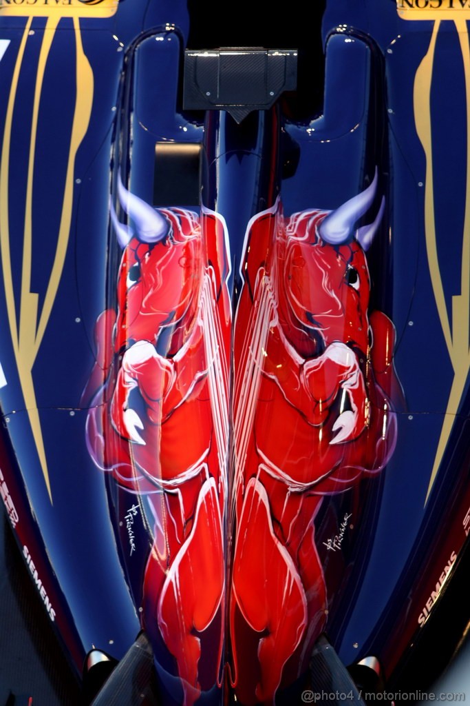 Toro Rosso STR7, 
Atmosphere - Toro Rosso STR7 Launch 