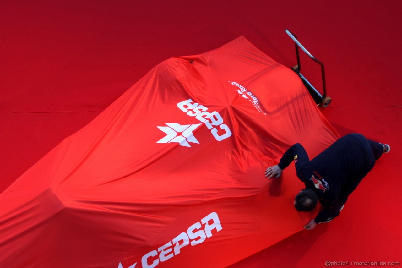 Toro Rosso STR7, 
Atmosphere - Toro Rosso STR7 Launch 
