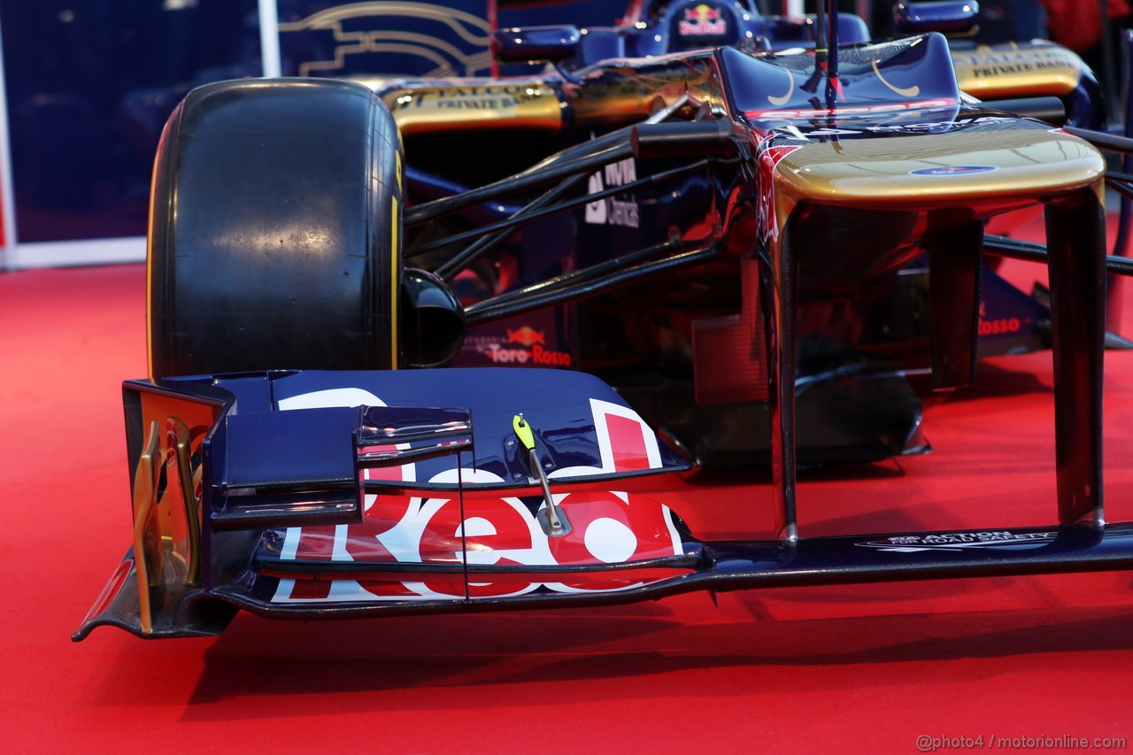 Toro Rosso STR7, 
Toro Rosso STR7 Launch 
