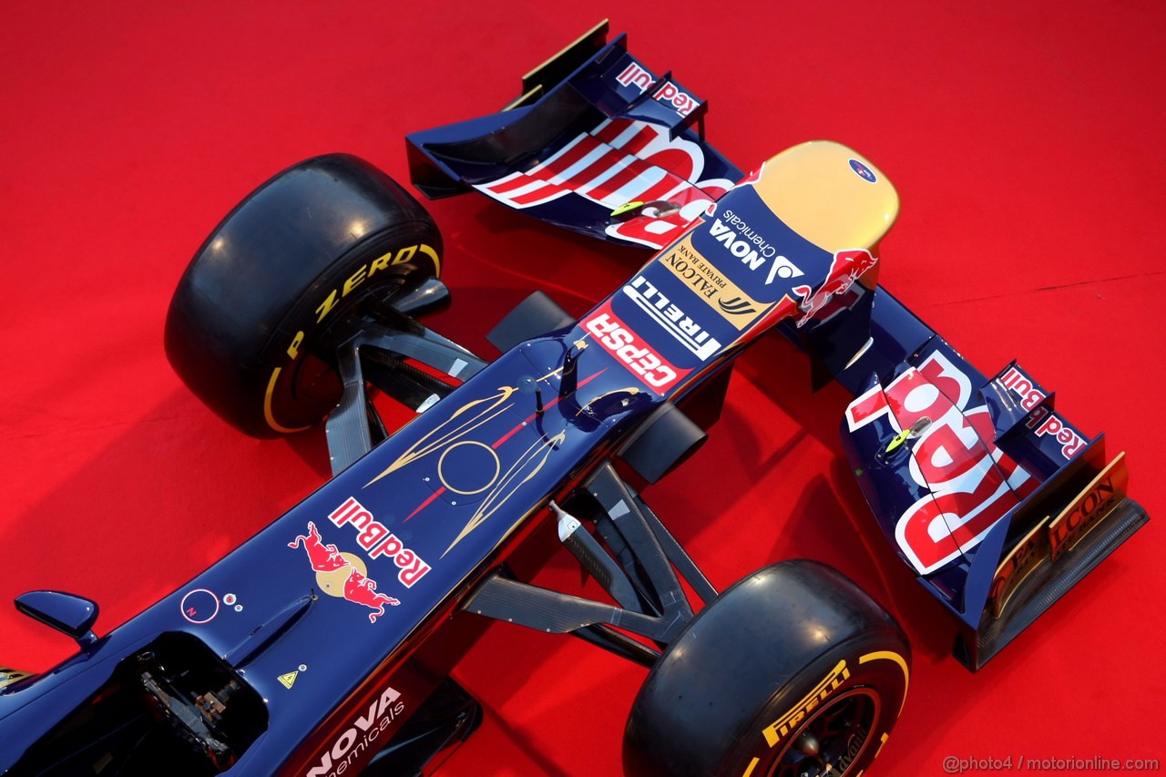 Toro Rosso STR7, 
Technical detail, front - Toro Rosso STR7 Launch 