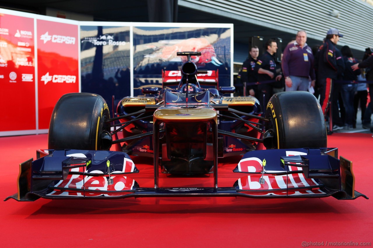 Toro Rosso STR7, 
Toro Rosso STR7 Launch 
