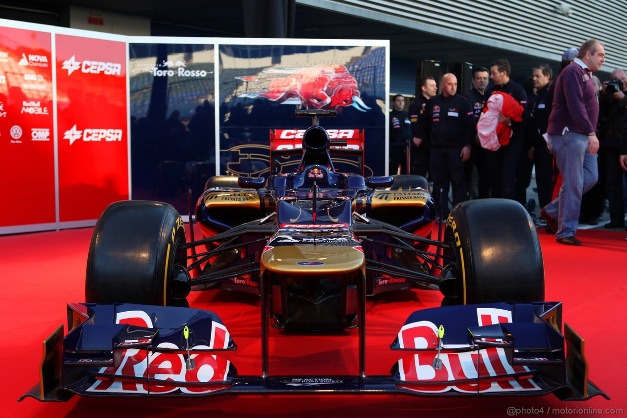 Toro Rosso STR7, Toro Rosso STR7 Launch 