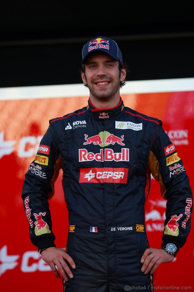 Toro Rosso STR7, 
Jean-Eric Vergne (FRA), Scuderia Toro Rosso  - Toro Rosso STR7 Launch 