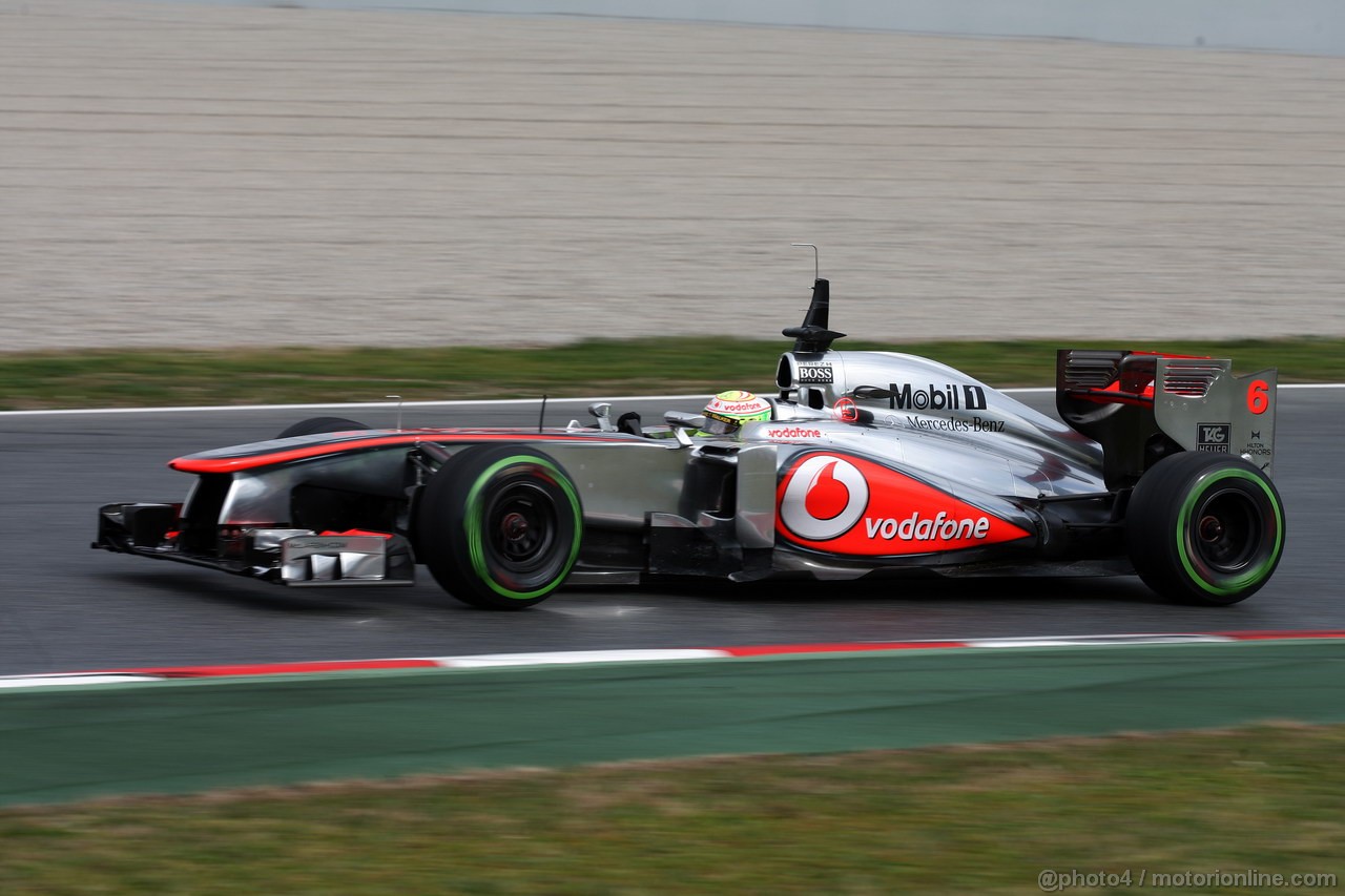 BARCELONA TEST MARZO 2013, Sergio Perez (MEX) McLaren MP4-28 