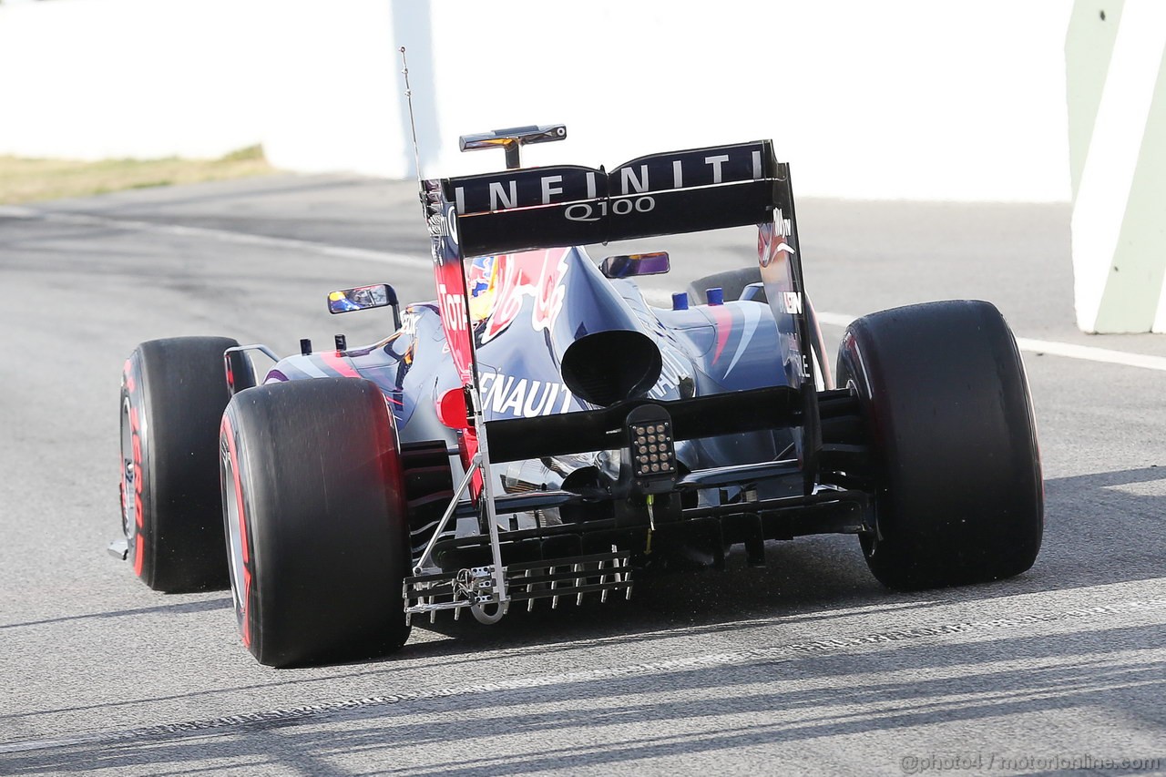 BARCELONA TEST MARZO 2013, Sebastian Vettel (GER) Red Bull Racing RB9 rear diffuser e rear wing running sensor equipment.
03.03.2013. 