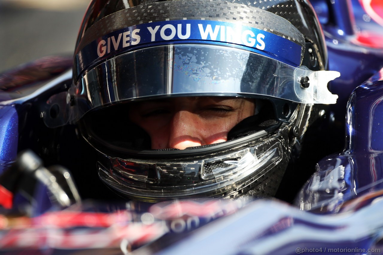 BARCELONA TEST MARZO 2013, Daniel Ricciardo (AUS) Scuderia Toro Rosso STR8.
03.03.2013. 
