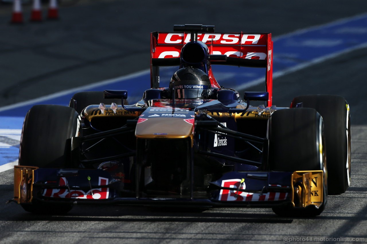 BARCELONA TEST MARZO 2013, Daniel Ricciardo (AUS) Scuderia Toro Rosso STR8.
03.03.2013. 