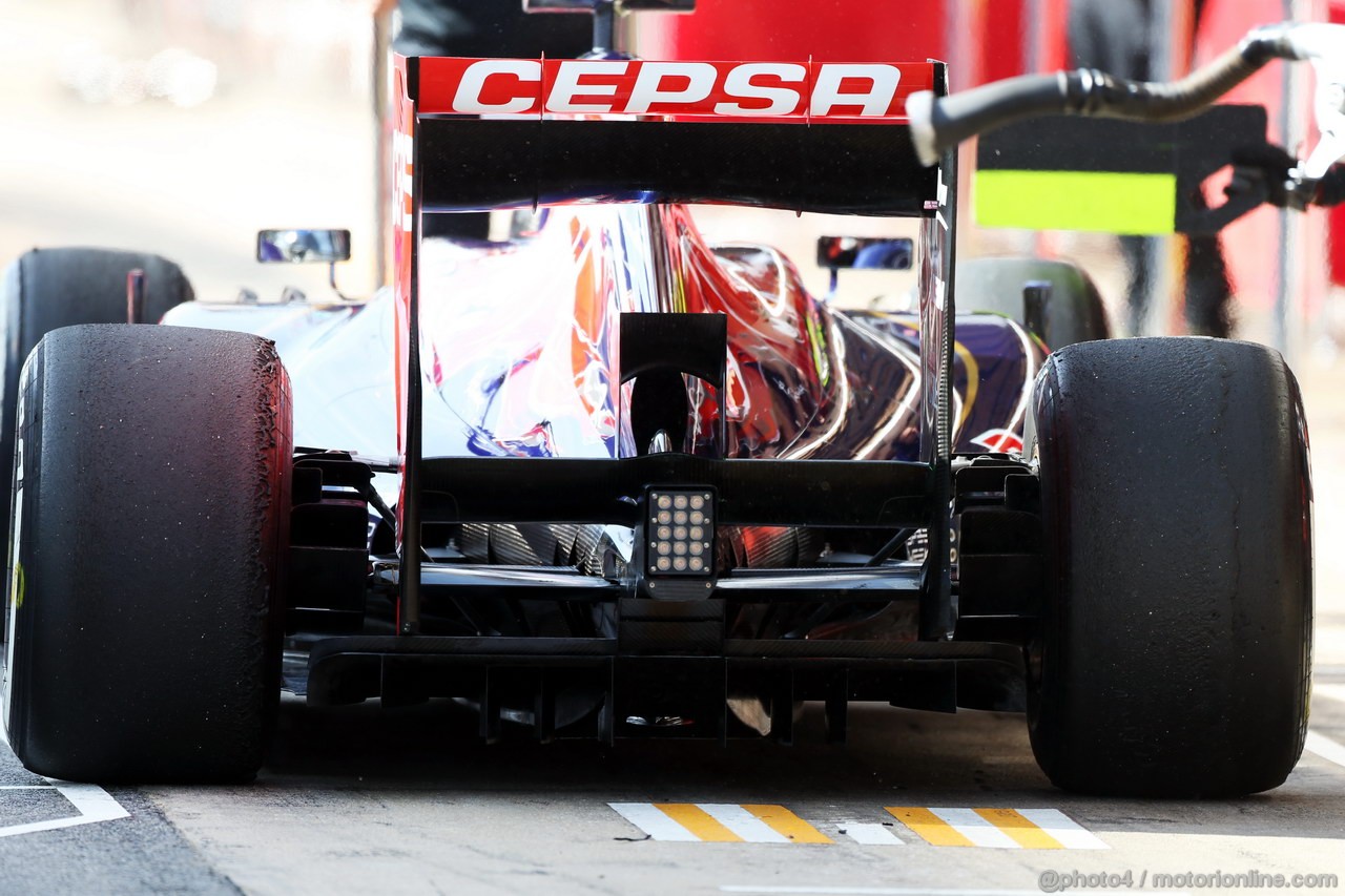 BARCELONA TEST MARZO 2013, Daniel Ricciardo (AUS) Scuderia Toro Rosso STR8 rear diffuser e rear wing.
03.03.2013. 