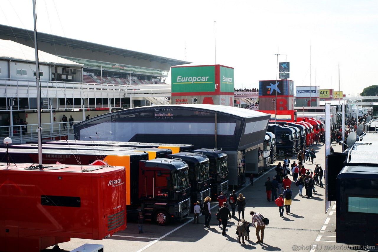 BARCELONA TEST MARZO 2013, The paddock.
03.03.2013. 