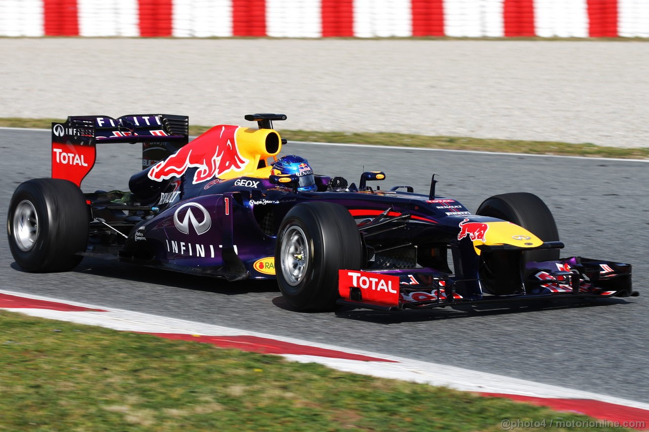 BARCELONA TEST MARZO 2013, Sebastian Vettel (GER) Red Bull Racing RB9.
03.03.2013. 