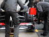 BARCELONA TEST MARZO 2013, Esteban Gutierrez (MEX) Sauber C32 practices a pit stop.
28.02.2013. 
