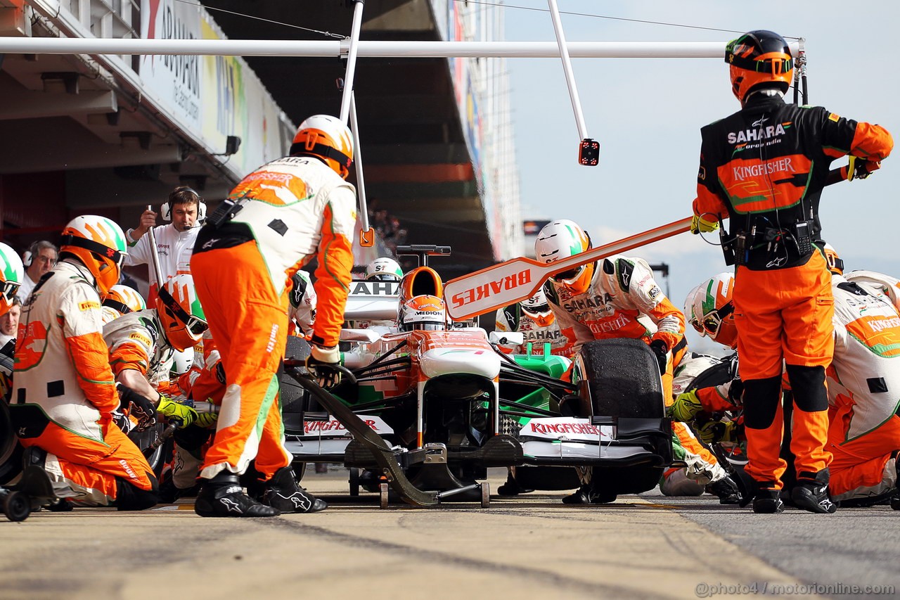 BARCELONA TEST MARZO 2013, Adrian Sutil (GER) Sahara Force India VJM06 practices pit stops.
02.03.2013. 