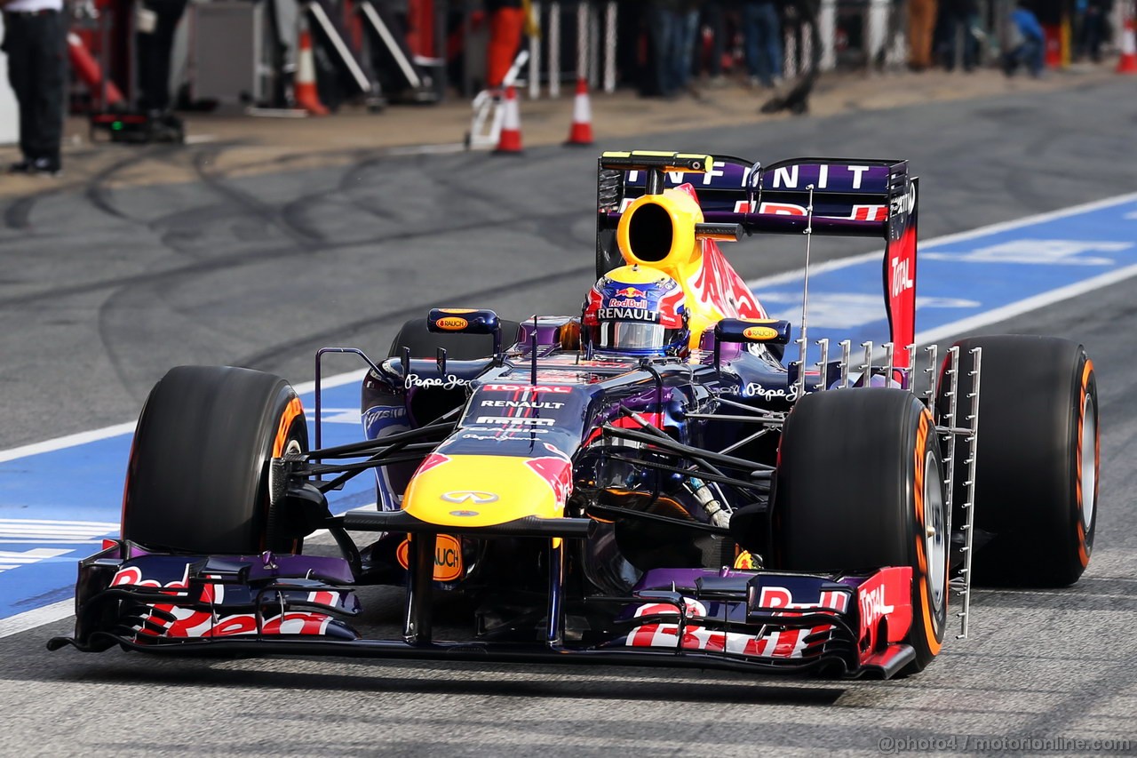 BARCELONA TEST MARZO 2013, Mark Webber (AUS) Red Bull Racing RB9 running sensor equipment.
02.03.2013. 