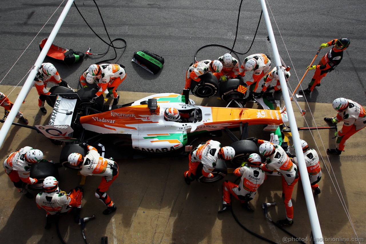 BARCELONA TEST MARZO 2013, Adrian Sutil (GER) Sahara Force India VJM06 practices pit stops.
02.03.2013. 