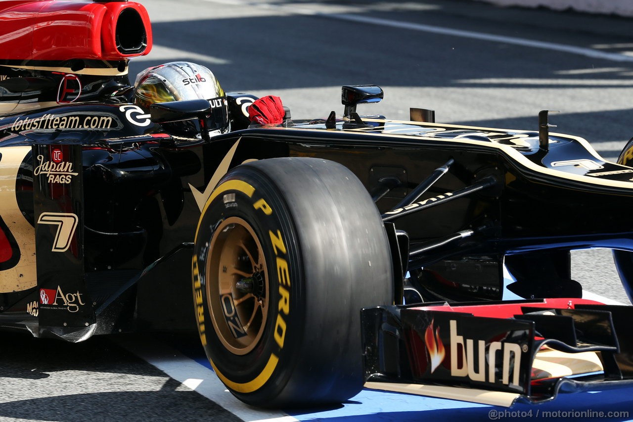 BARCELONA TEST MARZO 2013, Davide Valsecchi (ITA) Lotus F1 E21 Third Driver leaves the pits.
02.03.2013. 