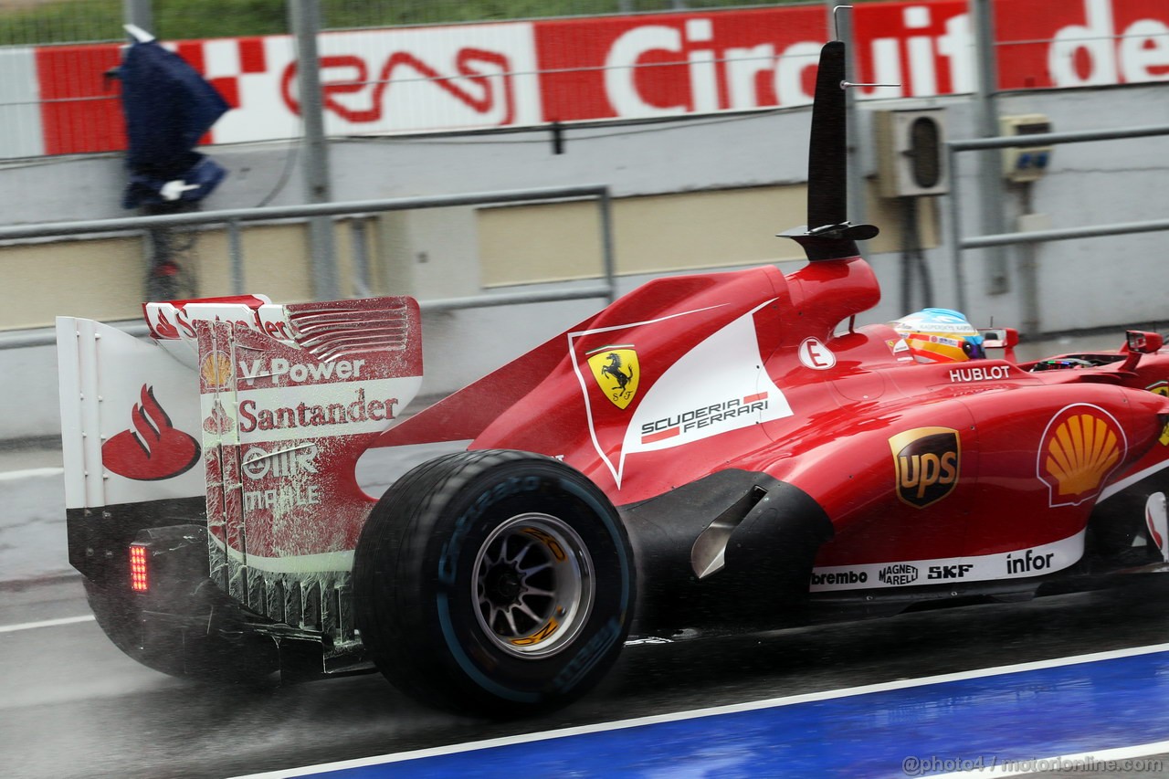 BARCELONA TEST MARZO 2013, Fernando Alonso (ESP) Ferrari F138 running flow-vis paint on the rear wing.
01.03.2013. 