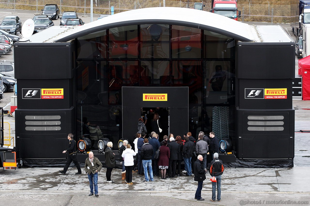 BARCELONA TEST MARZO 2013, Pirelli motorhome. 
01.03.2013. 