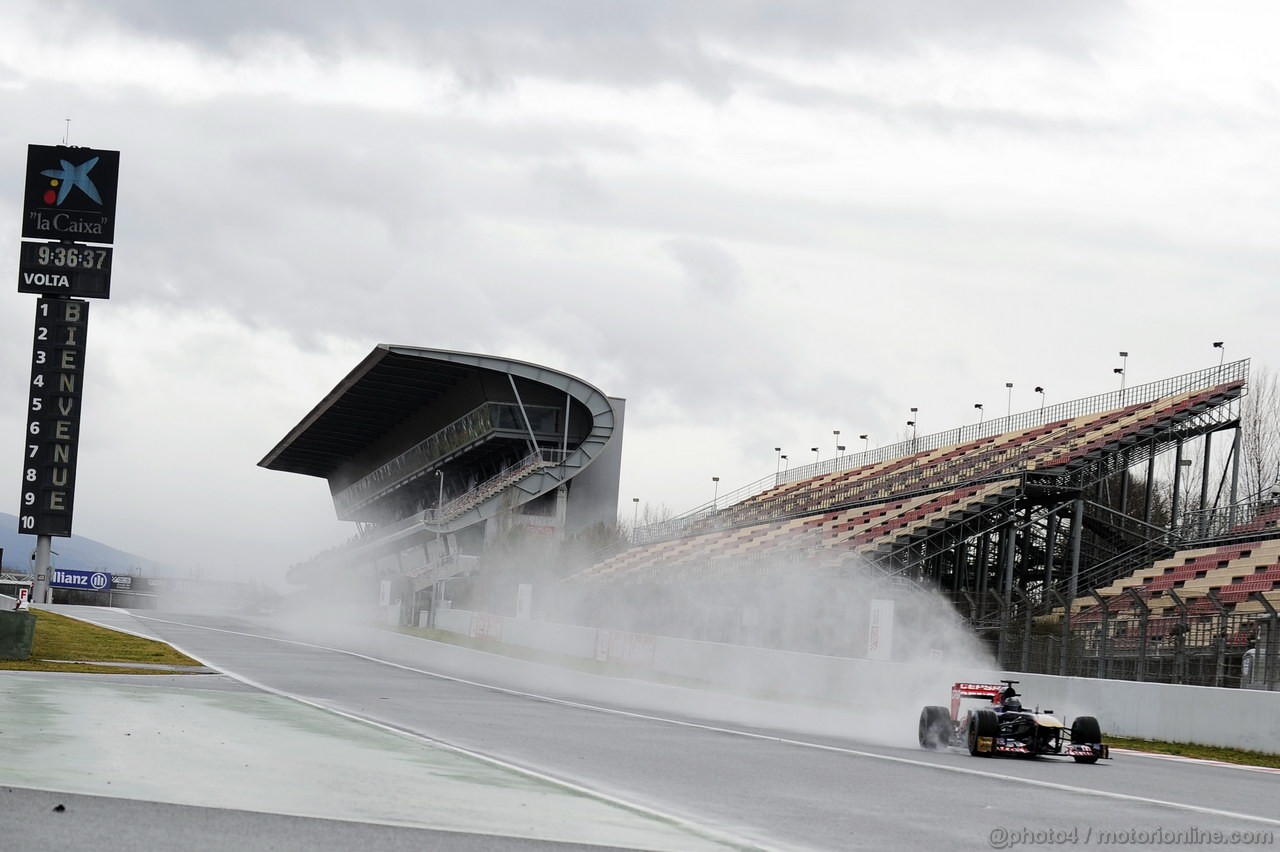 BARCELONA TEST MARZO 2013, Daniel Ricciardo (AUS) Scuderia Toro Rosso STR8.
01.03.2013. 