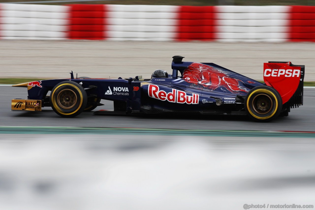 BARCELONA TEST MARZO 2013, Daniel Ricciardo (AUS) Scuderia Toro Rosso STR8.
01.03.2013. 