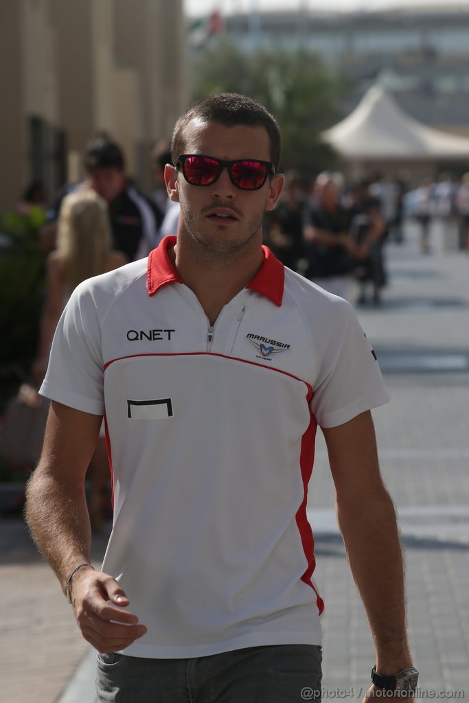 GP ABU DHABI, 03.11.2013- Jules Bianchi (FRA) Marussia F1 Team MR02 