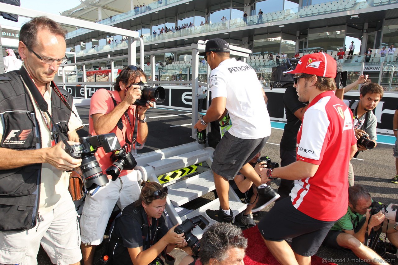 GP ABU DHABI, 03.11.2013- Fernando Alonso (ESP) Ferrari F138 