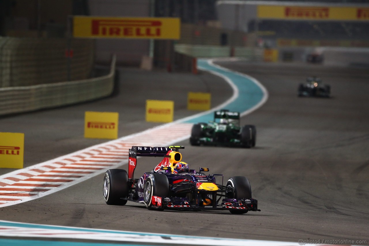 GP ABU DHABI, 03.11.2013- Gara, Mark Webber (AUS) Red Bull Racing RB9