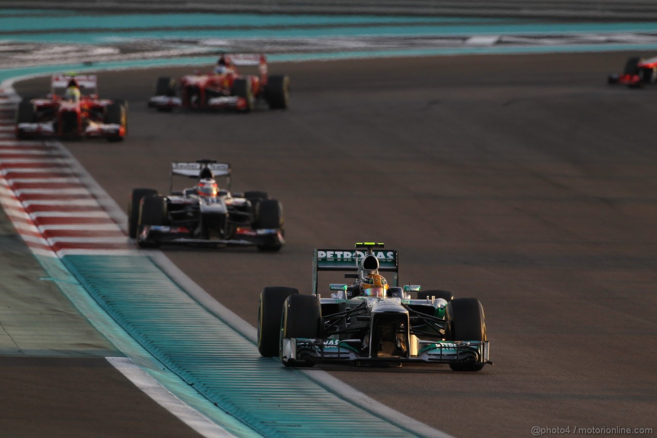 GP ABU DHABI, 03.11.2013- Gara, Lewis Hamilton (GBR) Mercedes AMG F1 W04