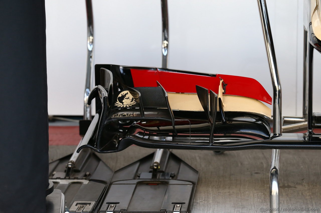 GP ABU DHABI, 31.10.2013- Lotus F1 E21 front wing details 