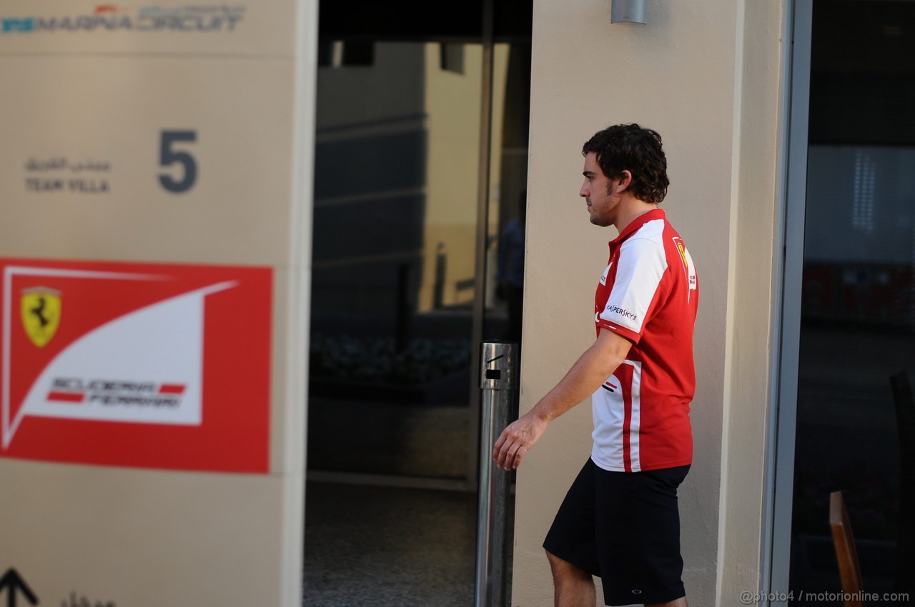 GP ABU DHABI, 31.10.2013- Fernando Alonso (ESP) Ferrari F138