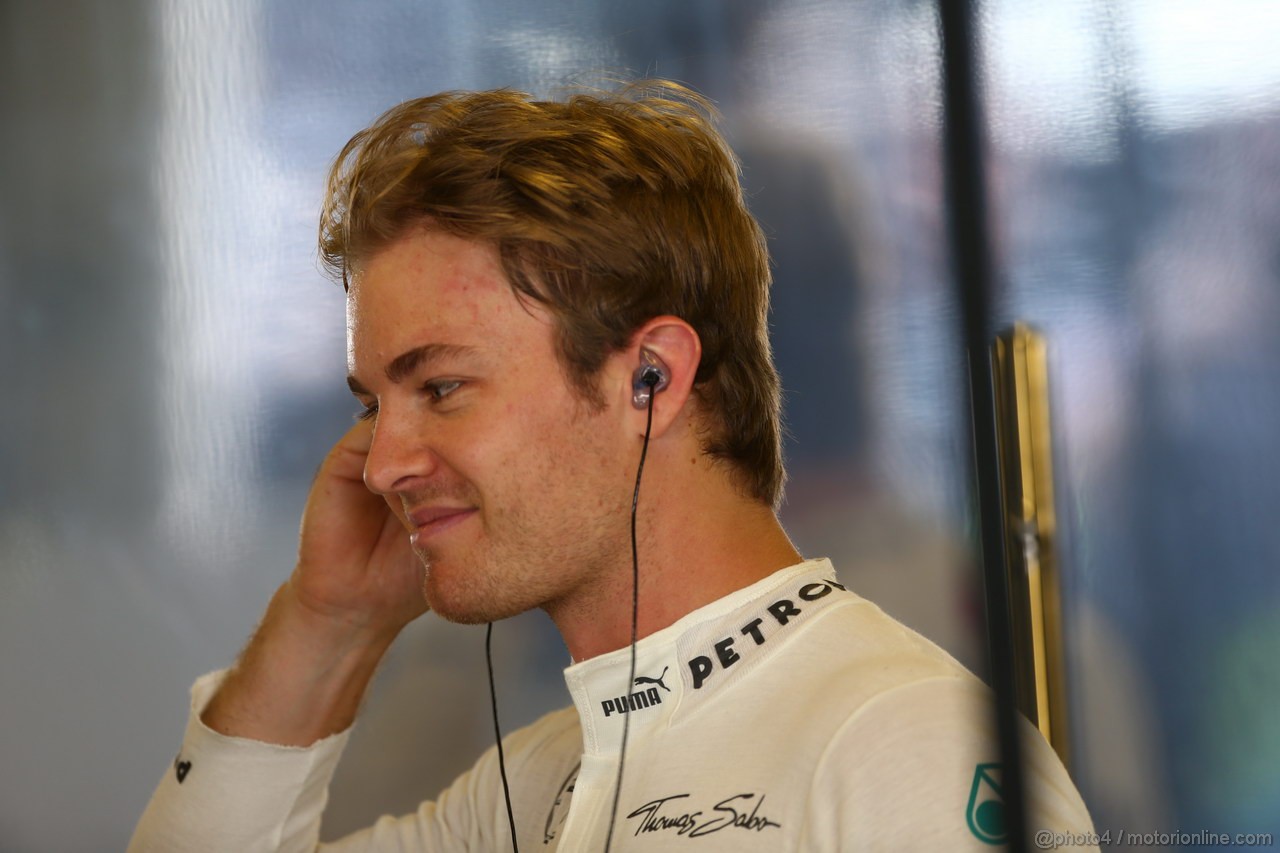 GP ABU DHABI, 02.11.2013- Prove Libere 3: Nico Rosberg (GER) Mercedes AMG F1 W04 