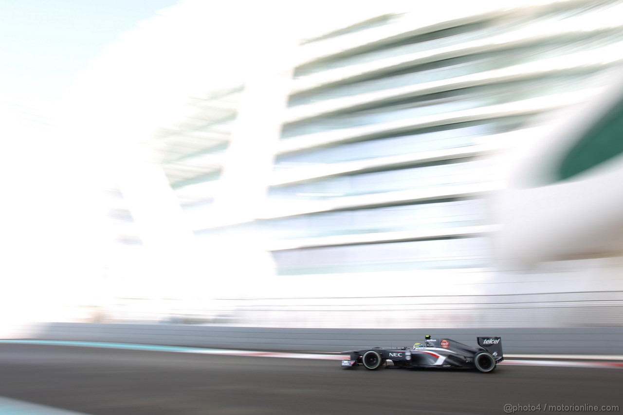 GP ABU DHABI, 02.11.2013- Prove Libere 3: Esteban Gutierrez (MEX), Sauber F1 Team C32 